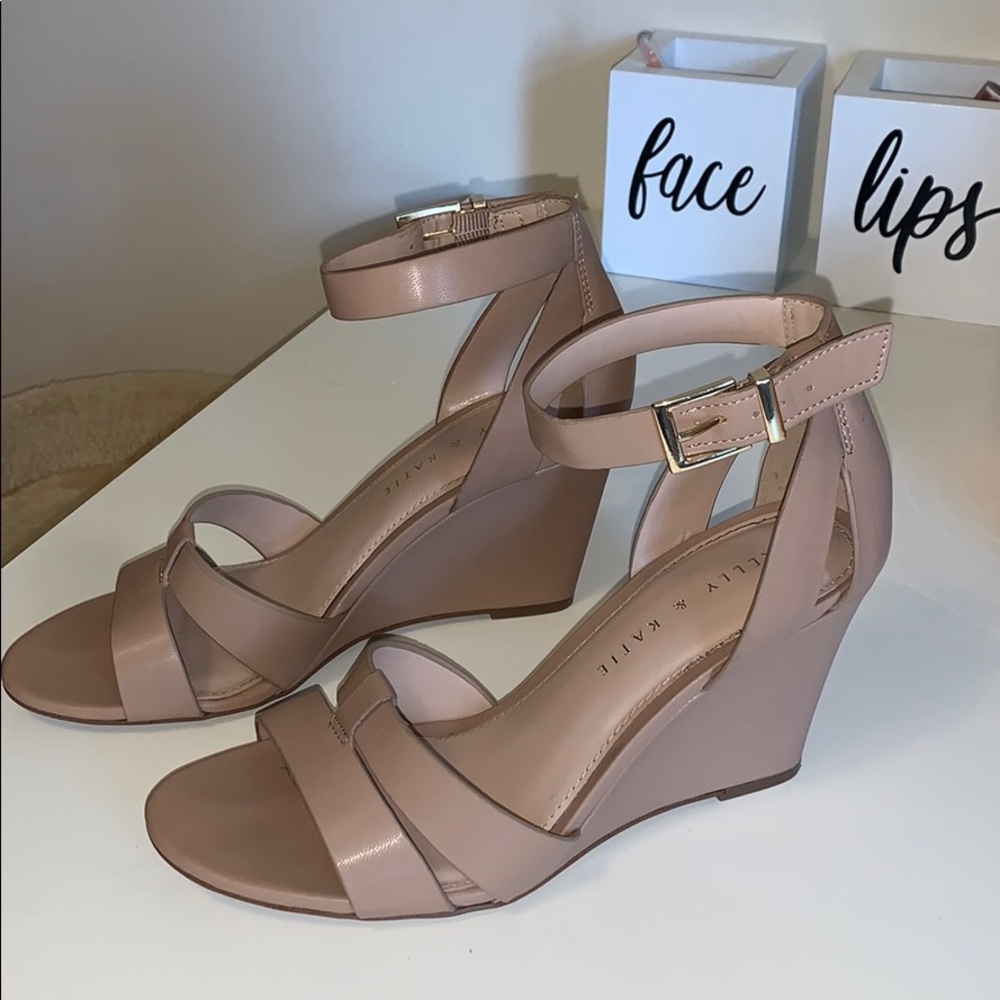 Kelly & Katie Heister Wedge
